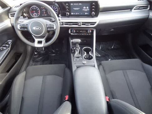 Used 2021 Kia K5 LXS image 9