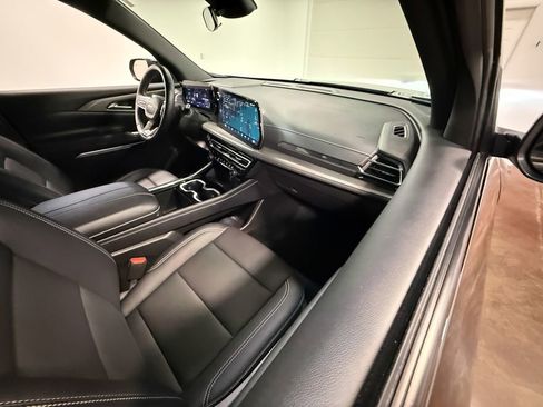 Used 2026 Chevrolet Traverse LT AWD/4WD image 59