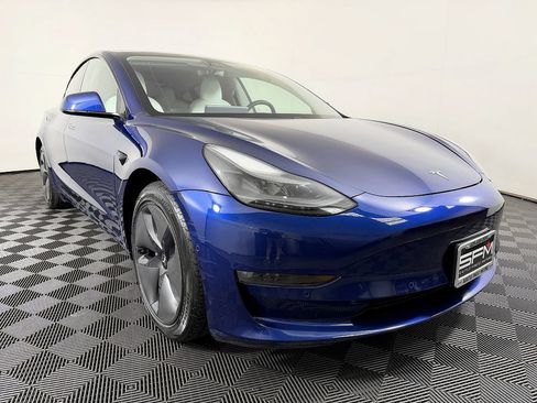 Used 2021 Tesla Model 3 Long Range AWD/4WD image 5