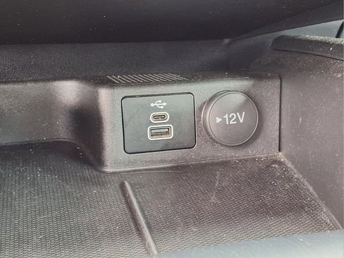 Used 2025 Ford Escape ST-Line FWD image 13
