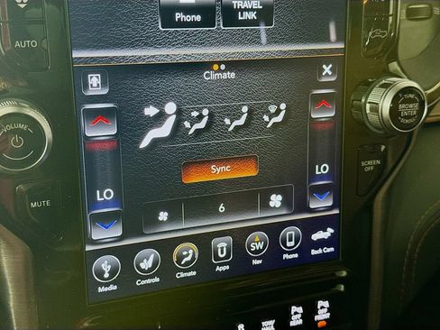 Used 2021 RAM 1500 Limited AWD/4WD image 19