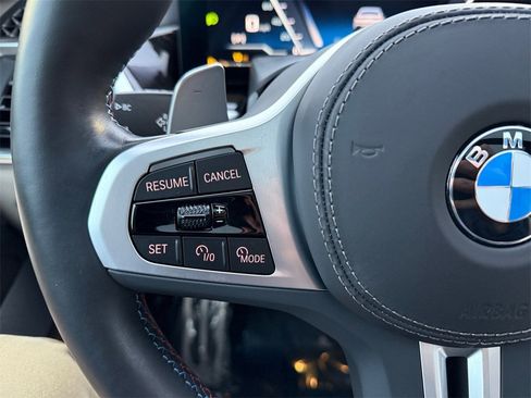 Certified 2025 BMW X6 M60i image 31