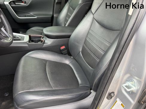 Used 2020 Toyota RAV4 Limited w/ Limited Grade Weather Package FWD image 20