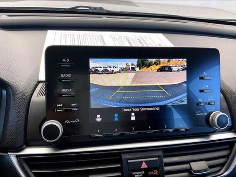 Used 2020 Honda Accord LX image 23