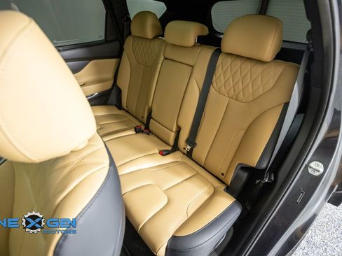Used 2023 Hyundai Santa Fe Calligraphy AWD/4WD image 31
