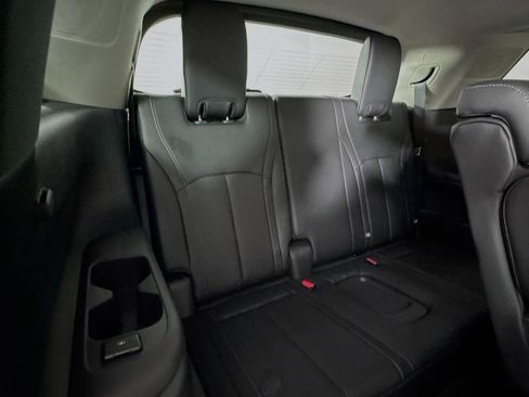 Used 2026 INFINITI QX60 Luxe w/ Family Package AWD/4WD image 36