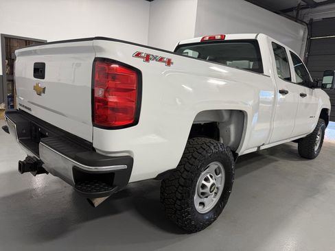 Used 2017 Chevrolet Silverado 2500 W/T image 3