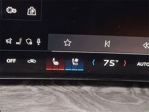 New 2025 Audi Q5 Premium Plus image 18