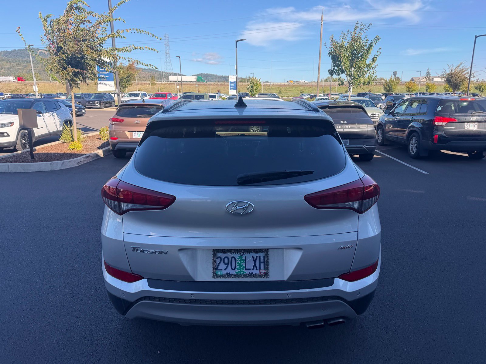 Used 2018 Hyundai Tucson Value w/ Cargo Package AWD/4WD image 4