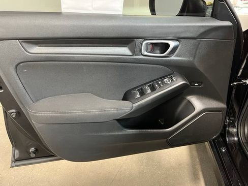 Used 2023 Honda Civic Sport image 19