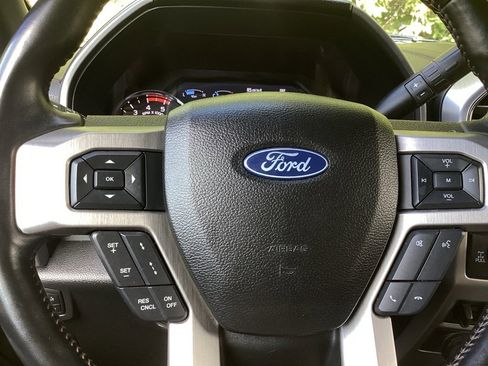 Used 2021 Ford F350 Platinum image 19