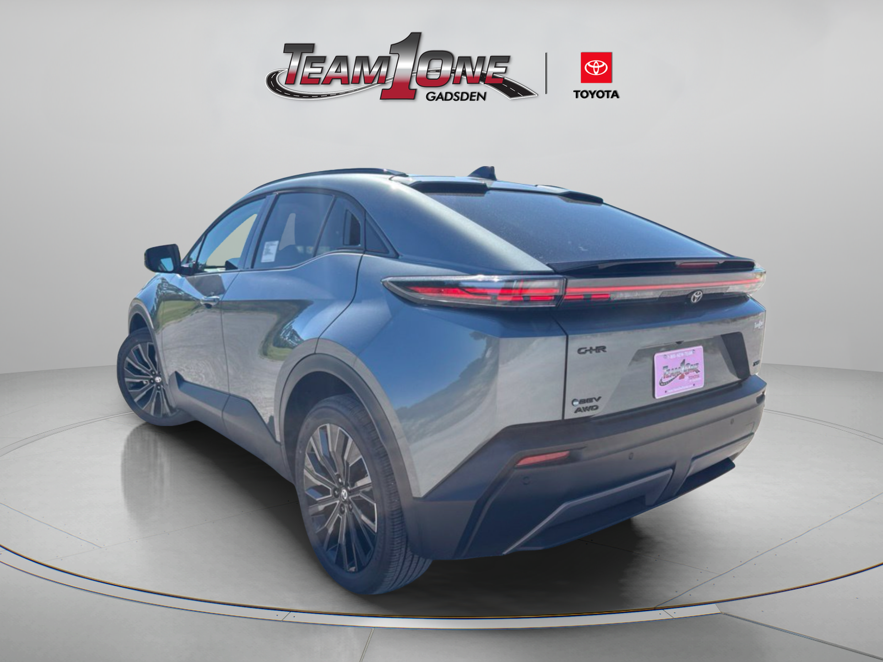 Used 2026 Toyota C-HR AWD/4WD image 5