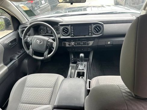 Used 2023 Toyota Tacoma SR AWD/4WD image 19