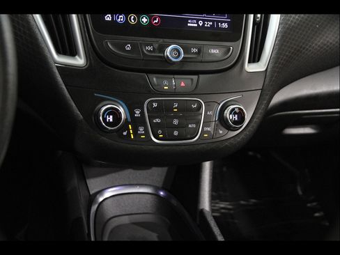 Used 2023 Chevrolet Malibu LT FWD image 14