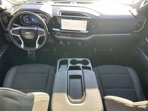 Used 2024 Chevrolet Silverado 1500 LT image 19