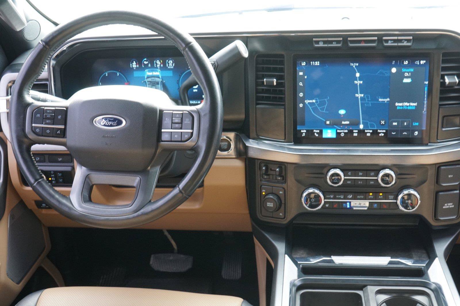 Used 2023 Ford F350 4x4 Crew Cab DRW Super Duty image 23
