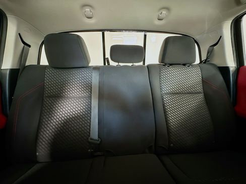 Used 2021 Toyota Tacoma SR5 RWD image 29
