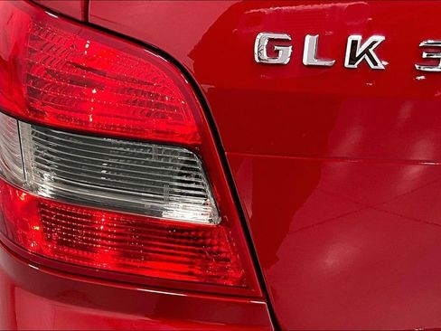 Used 2011 Mercedes-Benz GLK 350 2WD image 35