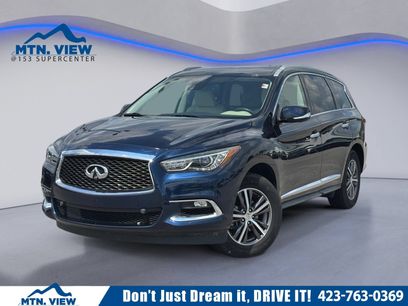 Used 2019 INFINITI QX60 Luxe w/ Essential Package