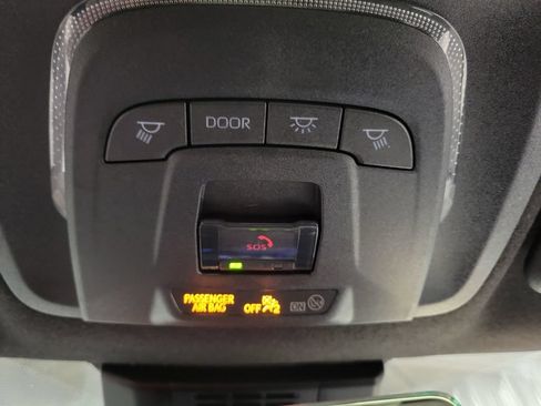 Used 2025 Toyota Corolla SE FWD image 20