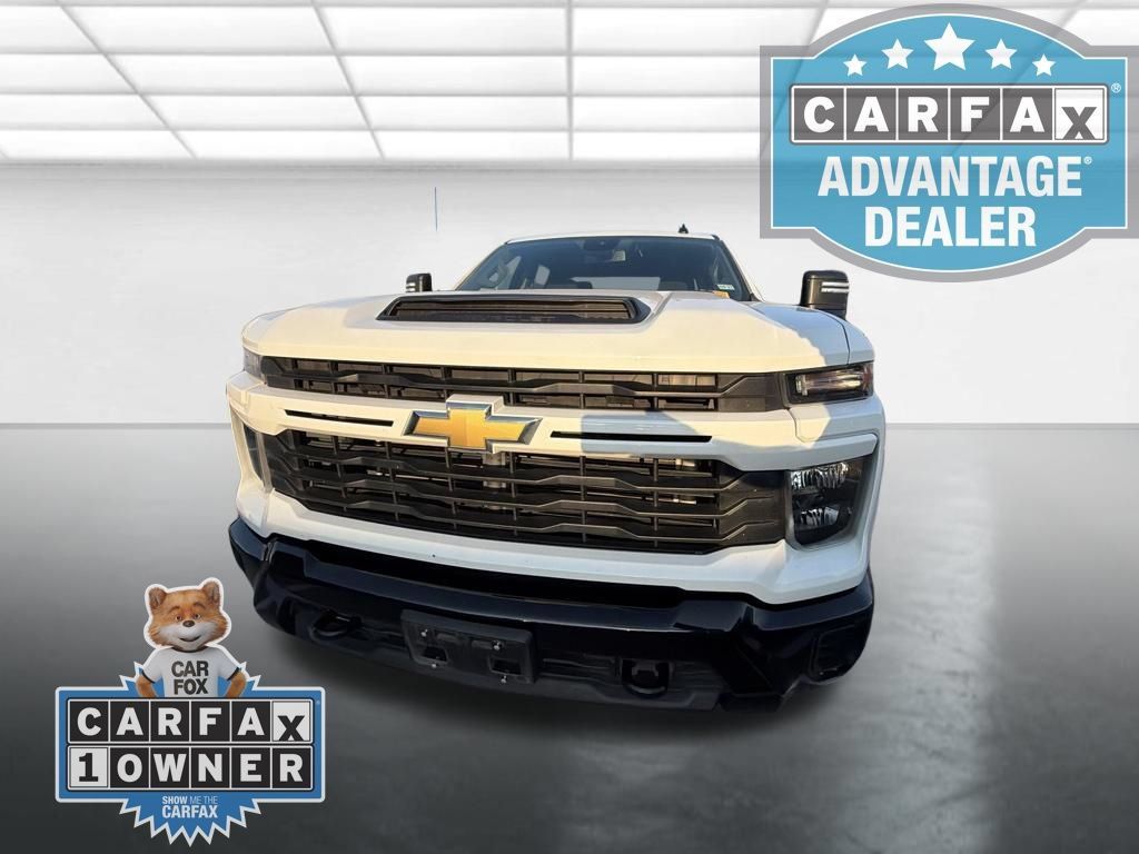 Used 2024 Chevrolet Silverado 2500 Custom w/ Custom Value Package AWD/4WD image 7