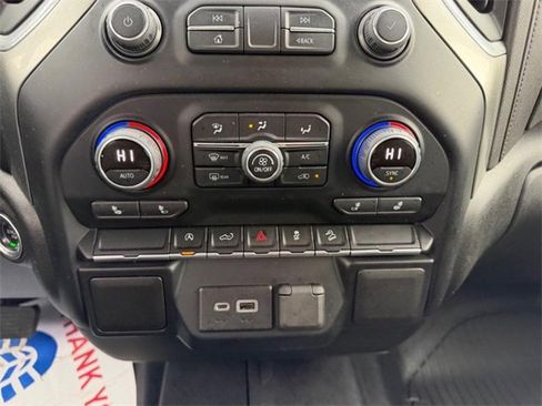 Used 2021 Chevrolet Silverado 1500 RST image 13