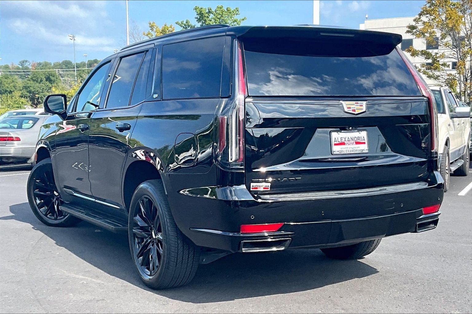 Used 2023 Cadillac Escalade Sport AWD/4WD image 10