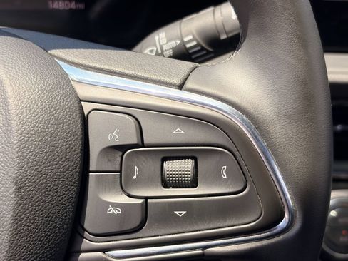 Used 2025 Buick Envista Sport Touring w/ Convenience I Package FWD image 22