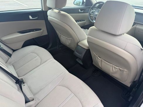 Used 2016 Kia Optima LX w/ LX Convenience Package FWD image 10
