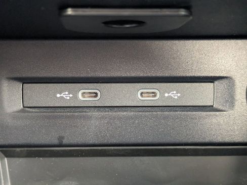 New 2026 Volkswagen Taos SE image 21