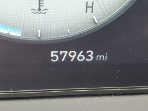 Used 2024 Hyundai Tucson Limited image 15