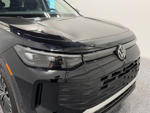 New 2026 Volkswagen Tiguan S AWD/4WD image 18