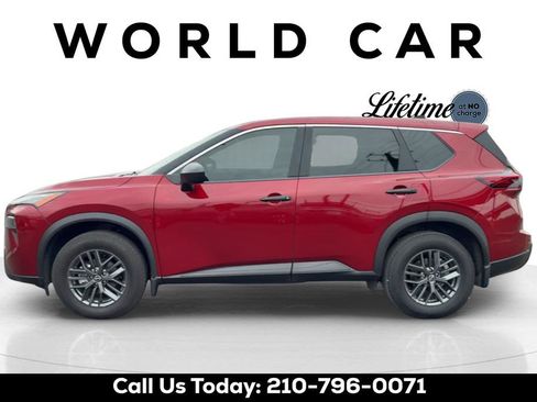 Certified 2025 Nissan Rogue S image 6