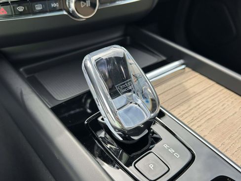 New 2026 Volvo XC60 B5 Plus w/ Protection Package Premier image 26