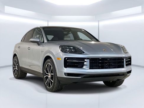 New 2026 Porsche Cayenne E-Hybrid Coupe image 9