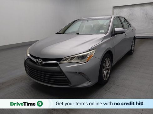 Used 2015 Toyota Camry XLE image 1