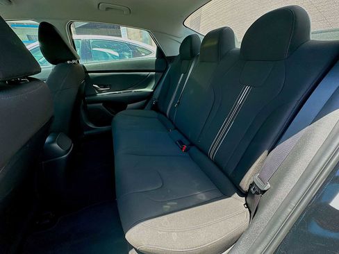 Used 2023 Hyundai Elantra SEL w/ Convenience Package FWD image 15