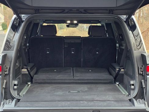 Used 2024 Rivian R1S Adventure image 83