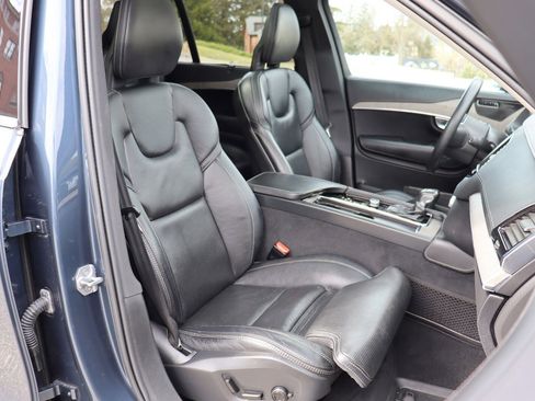 Used 2021 Volvo XC90 T6 Inscription image 21