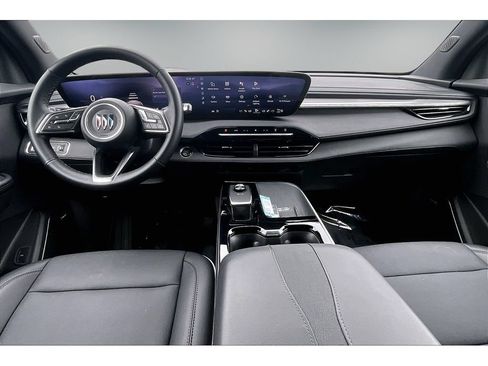 Used 2025 Buick Enclave Preferred AWD/4WD image 7