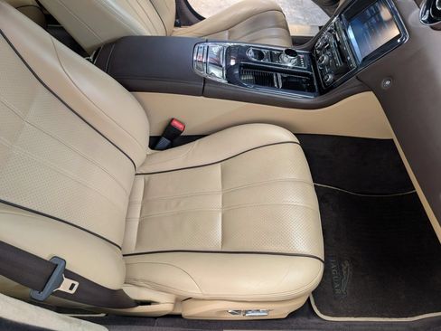 Used 2011 Jaguar XJ L RWD image 23