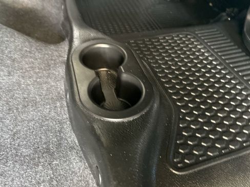 Used 2021 RAM 2500 Tradesman w/ Chrome Appearance Group image 29