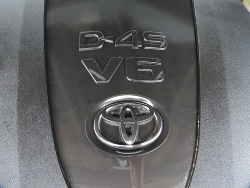 Used 2022 Toyota Tacoma TRD Off-Road w/ Technology Package image 21