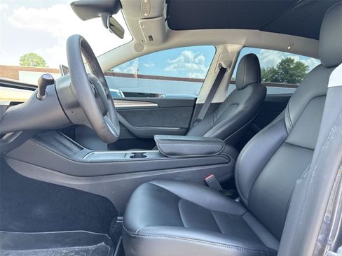 Used 2023 Tesla Model Y Long Range AWD/4WD image 11