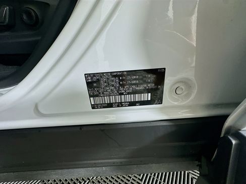 Used 2026 Toyota bZ FWD image 12