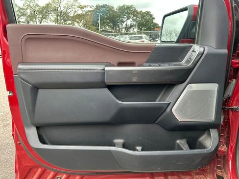 Used 2023 Ford F150 Lariat w/ Equipment Group 502A High image 9