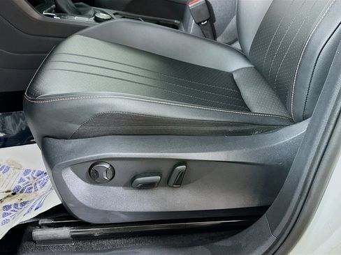 Used 2024 Volkswagen Tiguan Wolfsburg Edition image 18