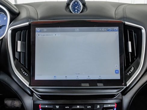 Used 2019 Maserati Ghibli S GranLusso RWD image 26