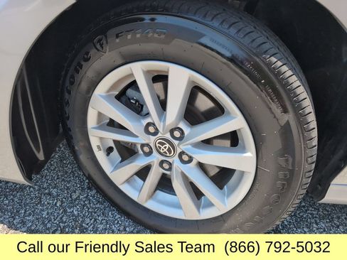 Used 2025 Toyota Camry LE AWD/4WD image 24
