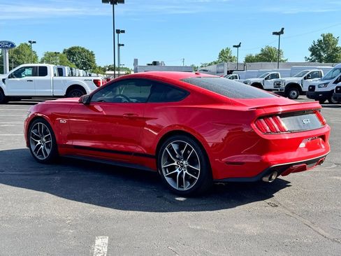 Used 2016 Ford Mustang GT Premium w/ Equipment Group 401A RWD image 7